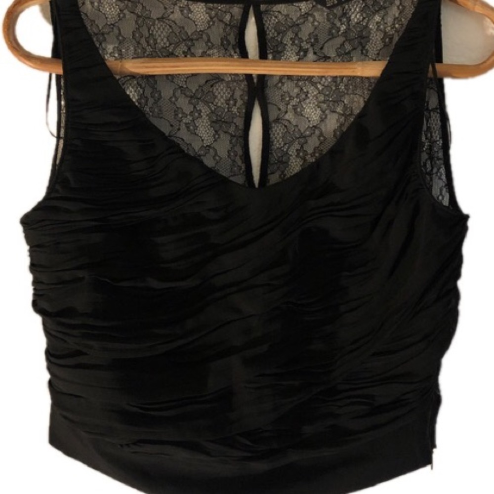 🔮Zara Lace crop top